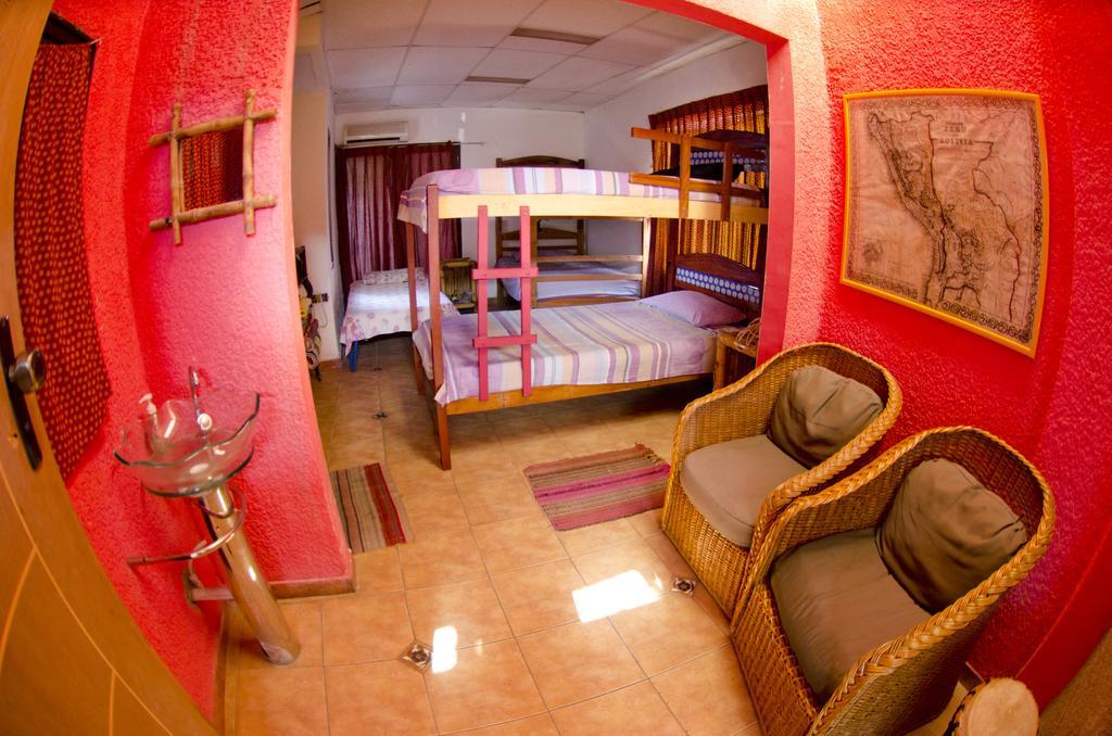 Hostal Los Aventureros Santa Cruz de La Sierra Zimmer foto